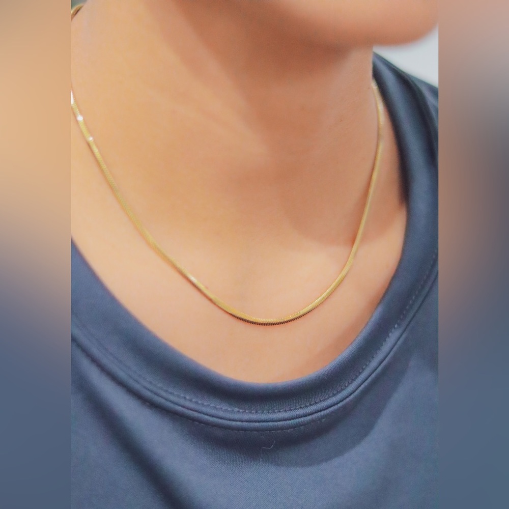 Snakebone Chain Necklace 18K Solid Gold size 16 inches